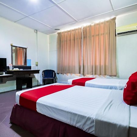 Oyo 89997 Kurnia Hotel Tawau Exterior foto